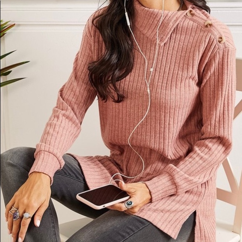Dusty Rose button detail woman’s tunic-size L